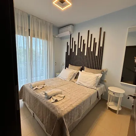 Diamond D2 Nikiti (Sithonia)